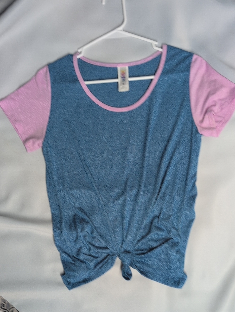 LuLaRoe Blue Knit Short Sleeve Tee with Pink Sleeves
